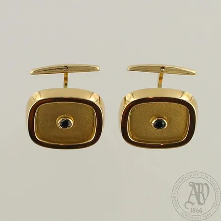 Kivikalvosinnapit, leveys 20mm, 750br, paino 14,0g