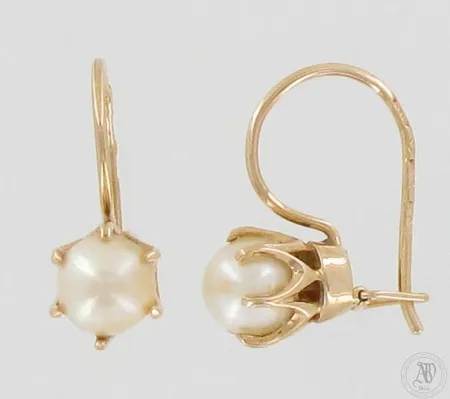 Helmikorvakorut, korkeus 17mm, 585br, paino 2,2g