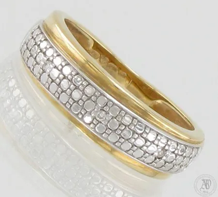 Timanttisormus 3xn.0.005ct, koko 16, 585 kelta- ja valkokulta, paino 2,8g