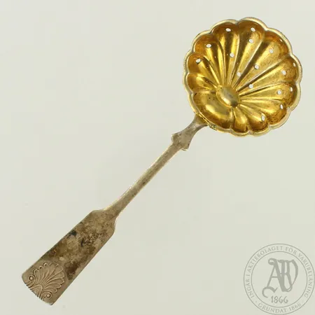 Sirotinlusikka, Musla, kaiverrettu, pituus 120mm, 813, paino 13,4g 
