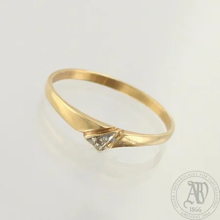 Timanttisormus 1xn.0.005ct, koko 18½, 585, paino 1,2g 