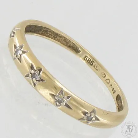 Timanttisormus 5xn.0.004ct, koko 17½, 585, paino 1,4g 