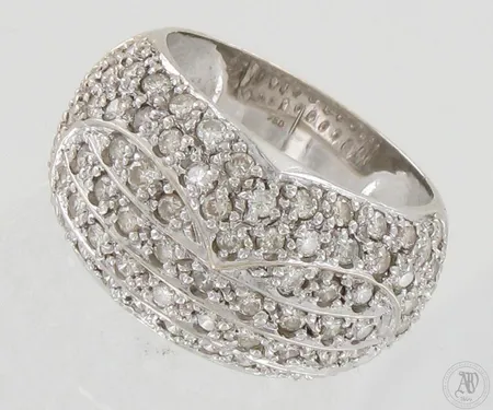 Timanttisormus 76xn.0.02ct, koko 17¾, 750 valkokulta, paino 10,0g