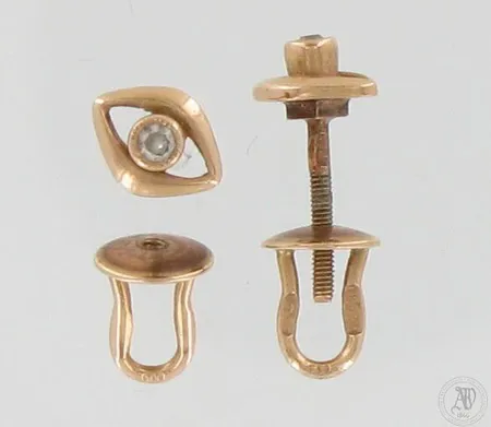 Kivikorvakorut, korkeus 7mm, 583br, paino 1,9g