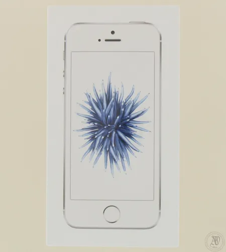 Hopea iPhone SE -älypuhelin 128GB, 4" Retina HD -näytöllä, iOS 10-käyttöjärjestelmällä, nopealla A9-suorittimella. 12 megapikselin kamera. Avaamaton paketti. Takuu voimassa. -älypuhelin 128GB, 4" Retina HD -näytöllä, iOS 10-käyttöjärjestelmällä, nopealla A9-suorittimella. 12 megapikselin kamera. Avaamaton paketti. 
