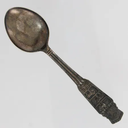 Kummilusikka, kaiverrettu, pituus 143mm, 813, paino 20,6g