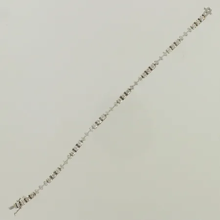 Timanttirannekoru 45xn.0.02ct, pituus 160mm, 750 valkokulta, paino 7,2g