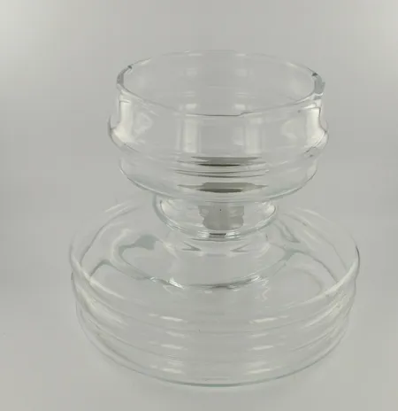 Apollo lyhty,design Nanny Still, Riihimäen Lasi, korkeus 26cm, pohjassa käyttökulumaa Ota yhteys panttilainaamoon kuljetusmaksusta sopimiseksi.
