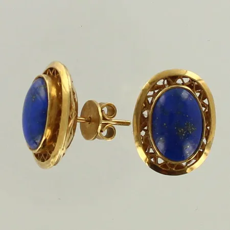 Kivikorvakorut, korkeus 18mm, toinen tausta puuttuu, 750br, paino 6,6g