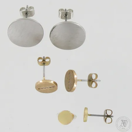Kolmet korvakorut, Ø 15mm, 10mm ja 5mm, metallia-br, paino 5,6g