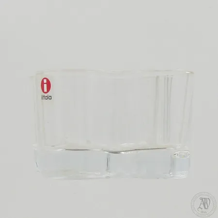 Kirkas kynttilälyhty, korkeus 55mm, Iittala, Aalto. Lähetetään postipakettina.