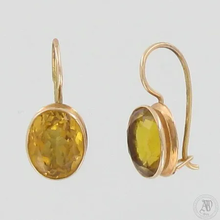 Kivikorvakorut, korkeus 18mm, 585br, paino 2,7g