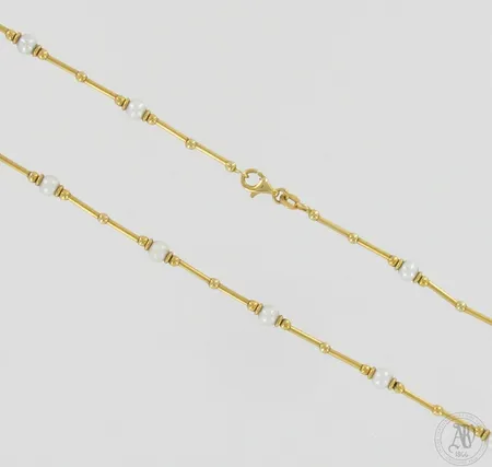 Helmikaulakoru, pituus 43,5cm, 585br, paino 9,8g