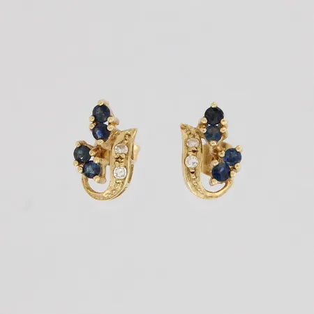 Kivikorvakorut timanteilla 4xn.0.02ct, korkeus 11mm, 585br, paino 1,7g