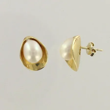 Helmikorvakorut, korkeus 15mm, 585br, paino 5,0g 