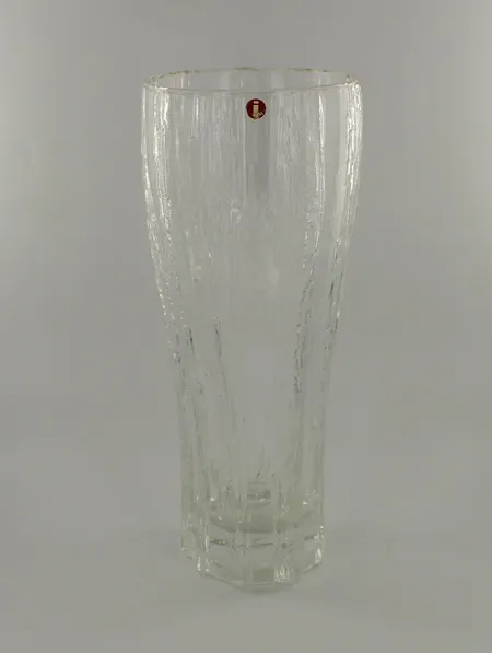 Maljakko Iittala, Wellamo, 1986, korkeus 18,5cm