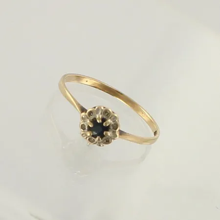 Kivisormus timanteilla 6xn.0.005ct, 18¾, 585br, paino 1,3g 