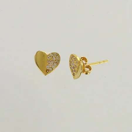 Kivikorvakorut, yksi kivi tippunut, korkeus 8mm, 875br, paino 1,9g (tekstiä muutettu 31.1.2020)