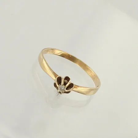 Timanttisormus 1xn.0.03ct, koko 18½, 585, paino 1,4g 