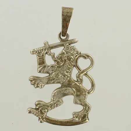 Leijonariipus, korkeus 90mm, 925, paino 57,5g 