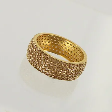 Allianssi kivisormus, koko 17½, 875br, paino 4,9g 