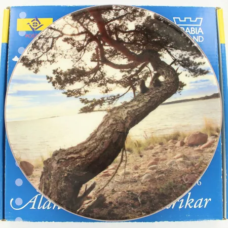 Juhlalautanen Arabia, Ahvenenmaan taidelautanen nro.3, 123/1200, alkuperäislaatikko Lähetetään postipakettina.