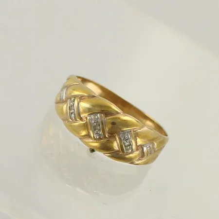 Timanttisormus 3xn.0.005ct, koko 19, 375br, paino 1,9g 