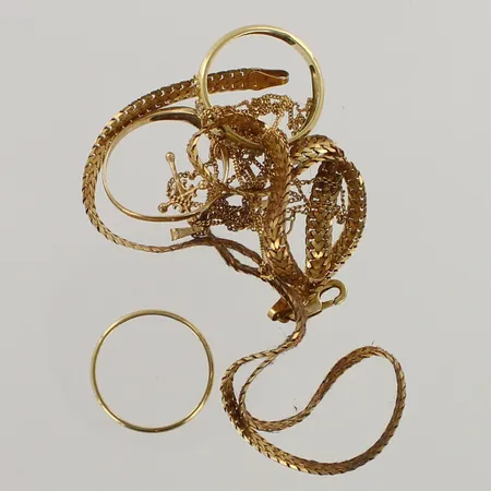 Viallisia koruja, 585, paino 16,3g 