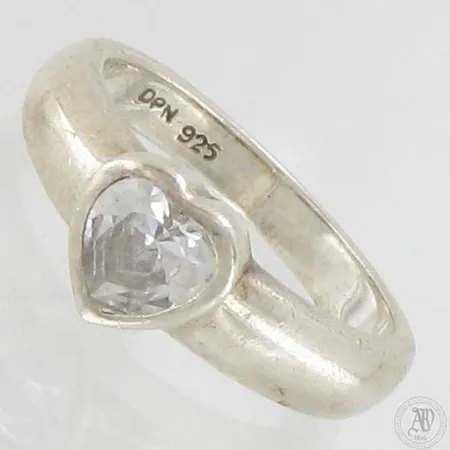 Kivisormus, koko 16½, 925br, paino 3,9g