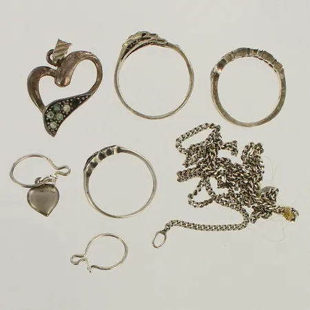 Viallisia hopeakoruja, 925, paino 13,6g