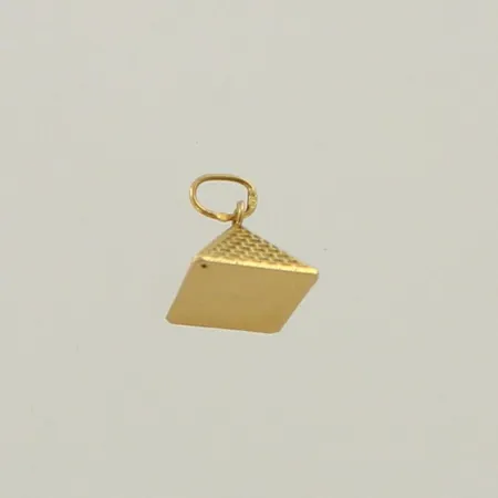 Pyramidi-riipus, leveys 11mm, korkeus 15mm, 750, paino 0,9g