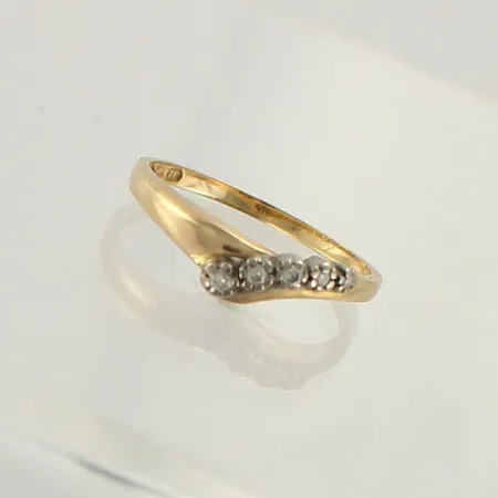 Timanttisormus 2xn.0.02ct 2xn.0.01ct 1xn.0.005ct, koko 17½, 585, paino 1,8g