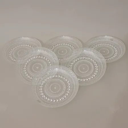 Kuusi lautasta, Kastehelmi, design Oiva Toikka Nuutajärvi, vanha versio, Ø 14cm