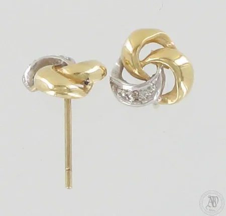 Timanttikorvakorut timanteilla 2xn0.005ct, taustat puuttuu, 585 kelta- ja valkokulta, paino 1,2g