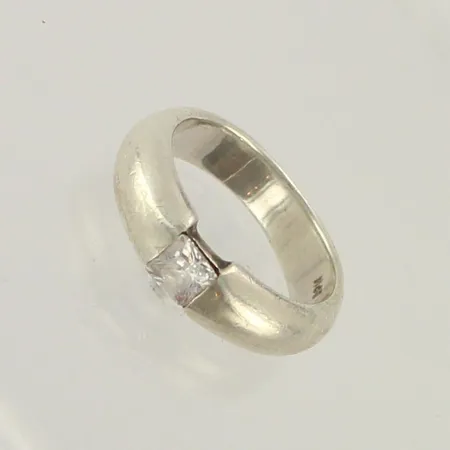 Kivisormus, kivi viallinen, koko 18½, 925br, paino 6,9g