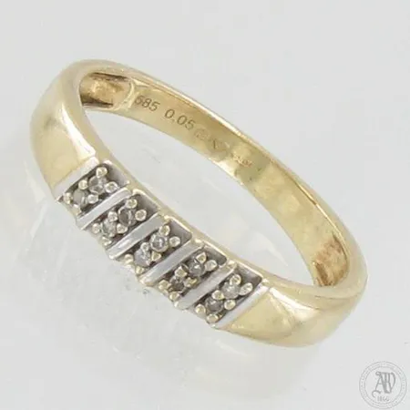 Timanttisormus 10xn.0.005ct, koko 17, 585 kelta- ja valkokulta, paino 2,3g