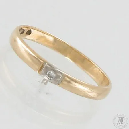 Timanttisormus 1xn.0.005ct, koko 14¼, 585 kelta- ja valkokulta, paino 0,7g