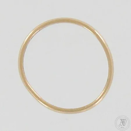 Viallinen sormus, 585, paino 2,6g