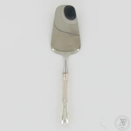 Kakkulapio, pituus 22cm, Empire, 830br, paino 62,5g 