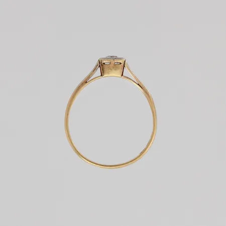 Timanttisormus 1xn.0.15ct, timantin kuletti hiottu, koko 19, 750, paino 3,2g