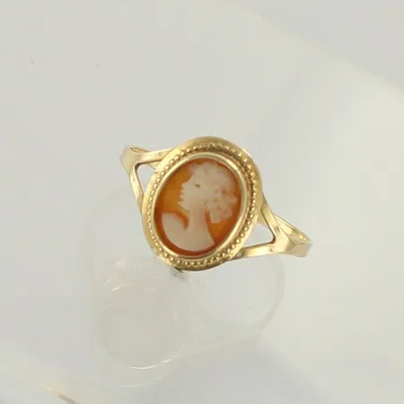 Camee-sormus, koko 19½, 585, paino 1,2g 