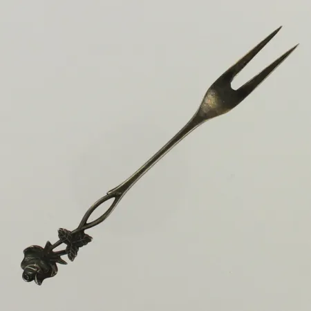 Leikkelehaarukka, Ruusu, pituus 123mm, 813, paino 9,0g 