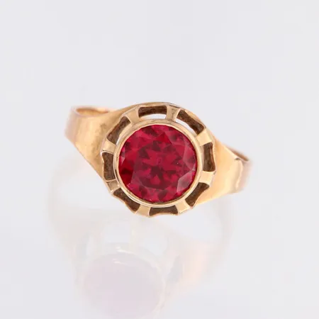 Kivisormus, koko 17½, 585br, paino 2,4g