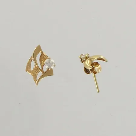 Kaksi kivikorvakorua, 585br, paino 0,8g