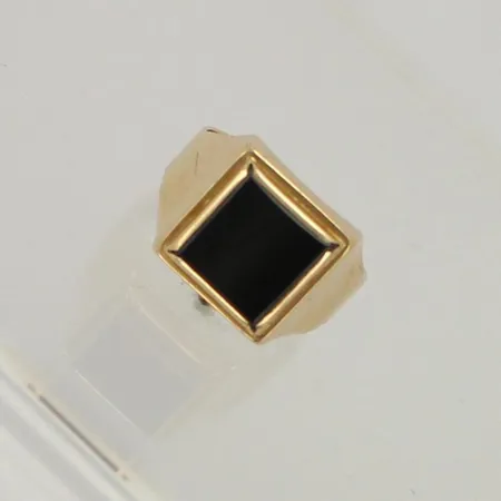 Kivisormus, koko 19, 585br, paino 4,5g