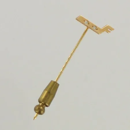 Rintamerkki timantilla 2xn.0.005ct, finair, korkeus 47mm, 585, paino 0,6g