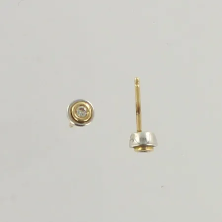 Timanttikorvakorut 2xn.0.03ct, taustat puuttuu, kelta- ja valkokultaa,  585, paino 1,6g