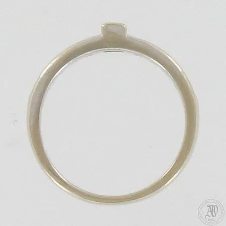 Timanttisormus 1xn.0.10ct 8xn.0.0125ct, kaiverrettu, koko 16, 585 valkokulta, paino 4,1g