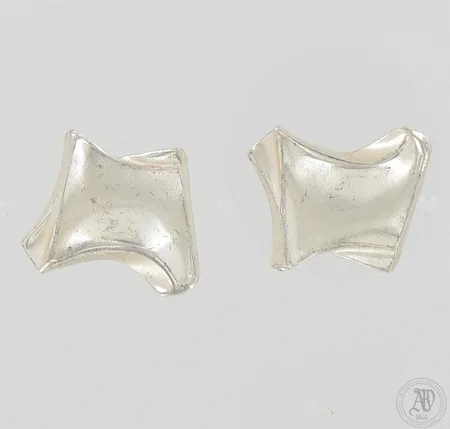 Korvakorut Lapponia, Mini Punk, mitat 19x25mm, 925, paino 9,5g