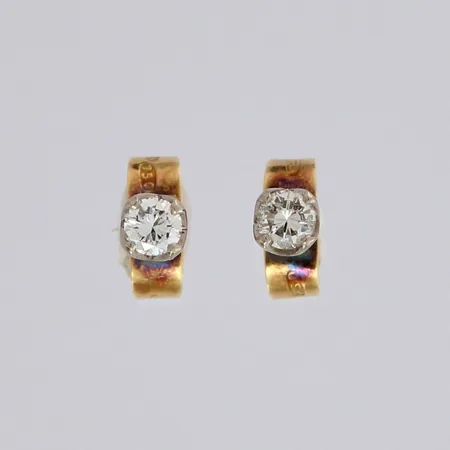Timanttikorvakorut 2xn.0.14ct, 750 kelta- ja valkokulta, paino 1,8g